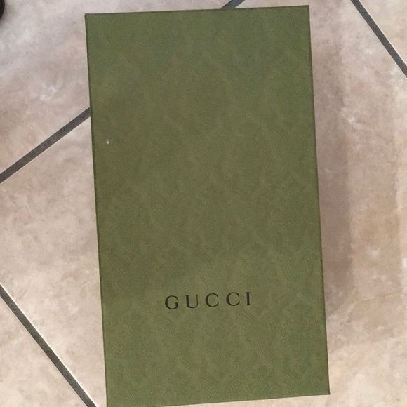 Gucci Empty Shoe Box only - Picture 1 of 6